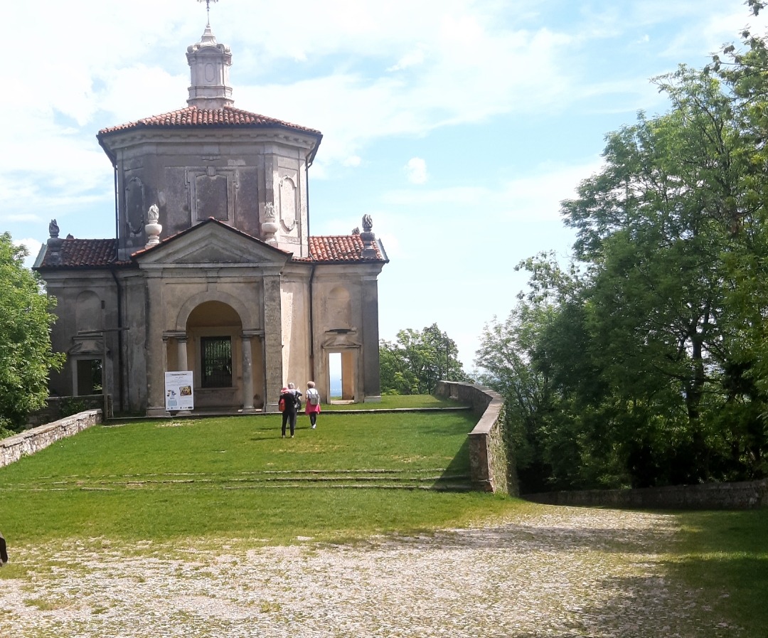 12_Cappella XIV non lontana da Museo Pogliaghi